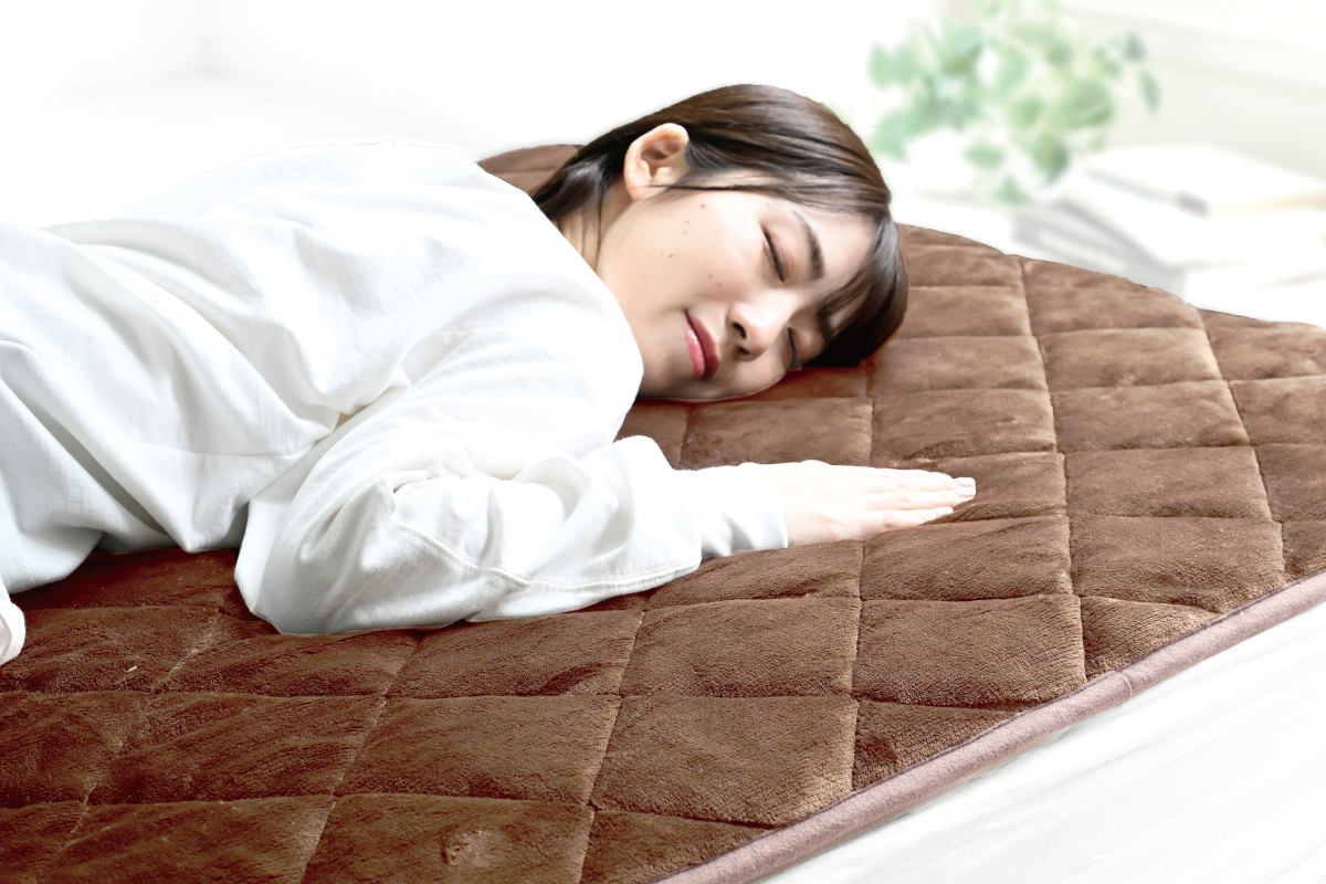 新品未使用 YAMAZEN 洗えるぽかぽか電気敷パッド AWP-204S 新品未使用 YAMAZEN 洗えるぽかぽか電気敷パッド AWP-204S(BR