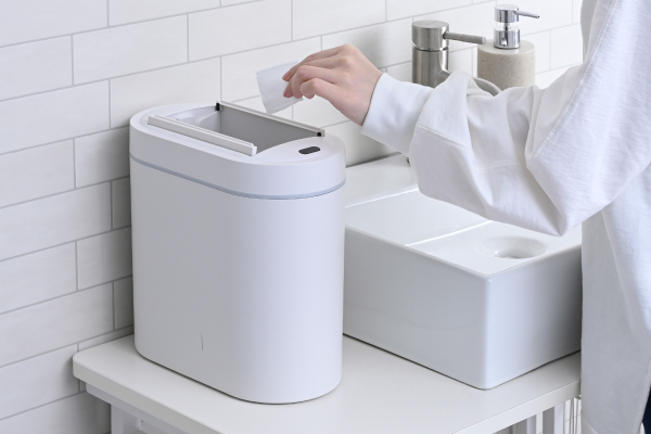 商品情報_センサー付きゴミ箱 7L | 山善の商品情報サイト | YAMAZEN BOOK