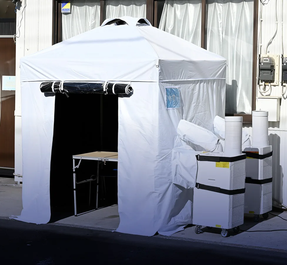 熱中対策シェルター【屋外用】ブラックコーティングの写真